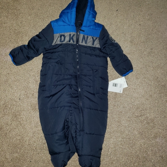 NWT DKNY baby boys navy blue snowsuit 6-9mos - Picture 2 of 9